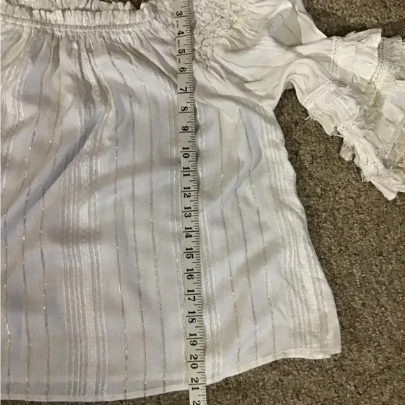 Women’s size large for the republic fancy top/blouse - Picture 7 of 8